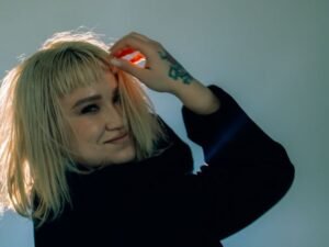 Indie pop artist, musician Anastasia Ledovskaya